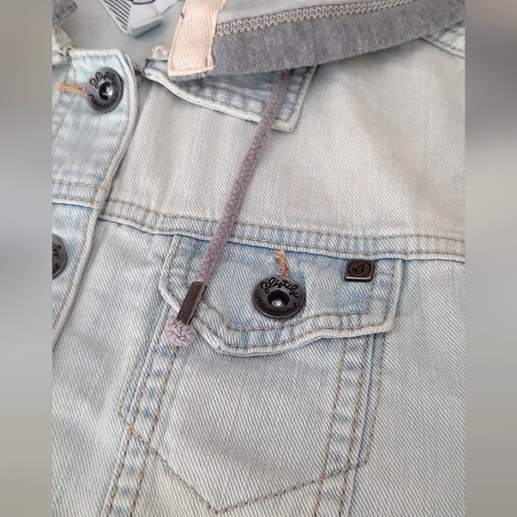 Volcom Stone Acid Wash Denim Vest - Picture 4 of 11